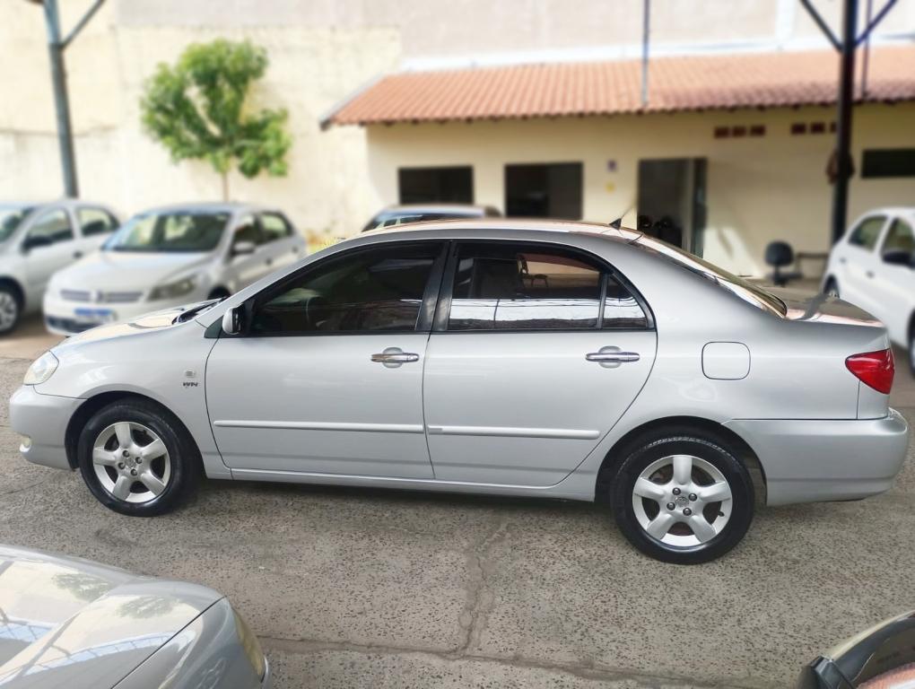 TOYOTA Corolla - Foto