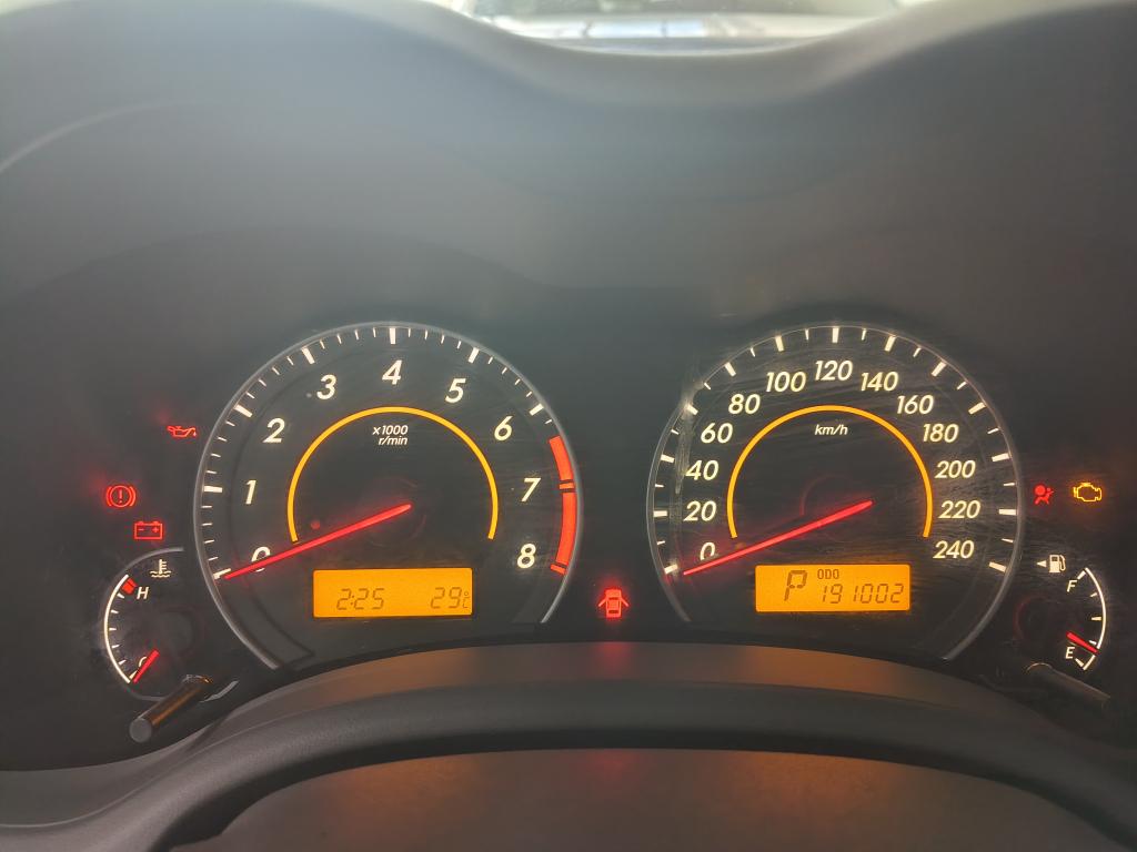 TOYOTA Corolla - Foto