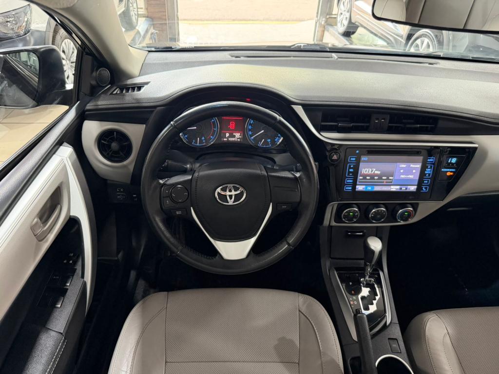 TOYOTA Corolla - Foto