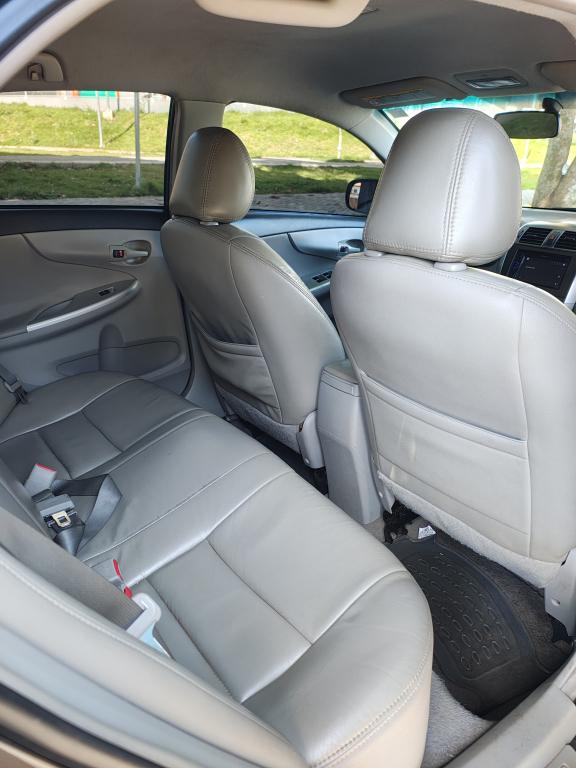 TOYOTA Corolla - Foto