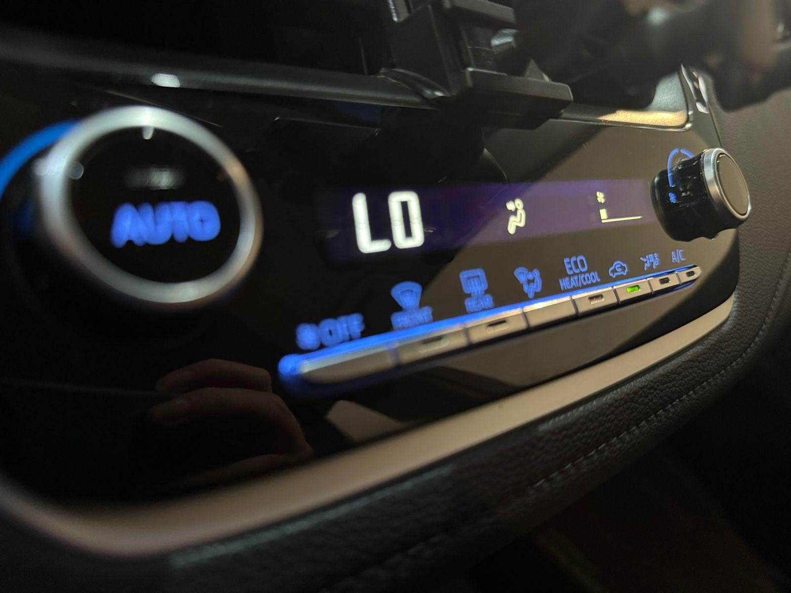 TOYOTA Corolla - Foto