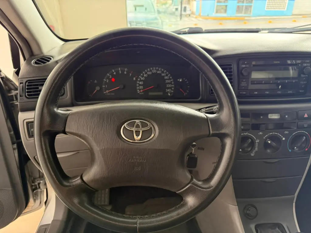 TOYOTA Corolla - Foto