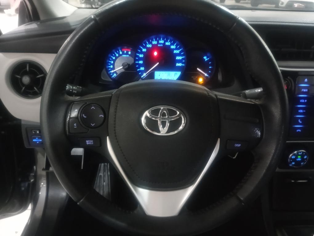 TOYOTA Corolla - Foto