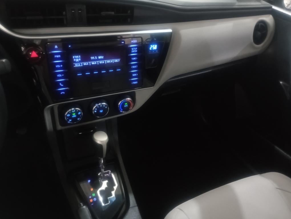 TOYOTA Corolla - Foto