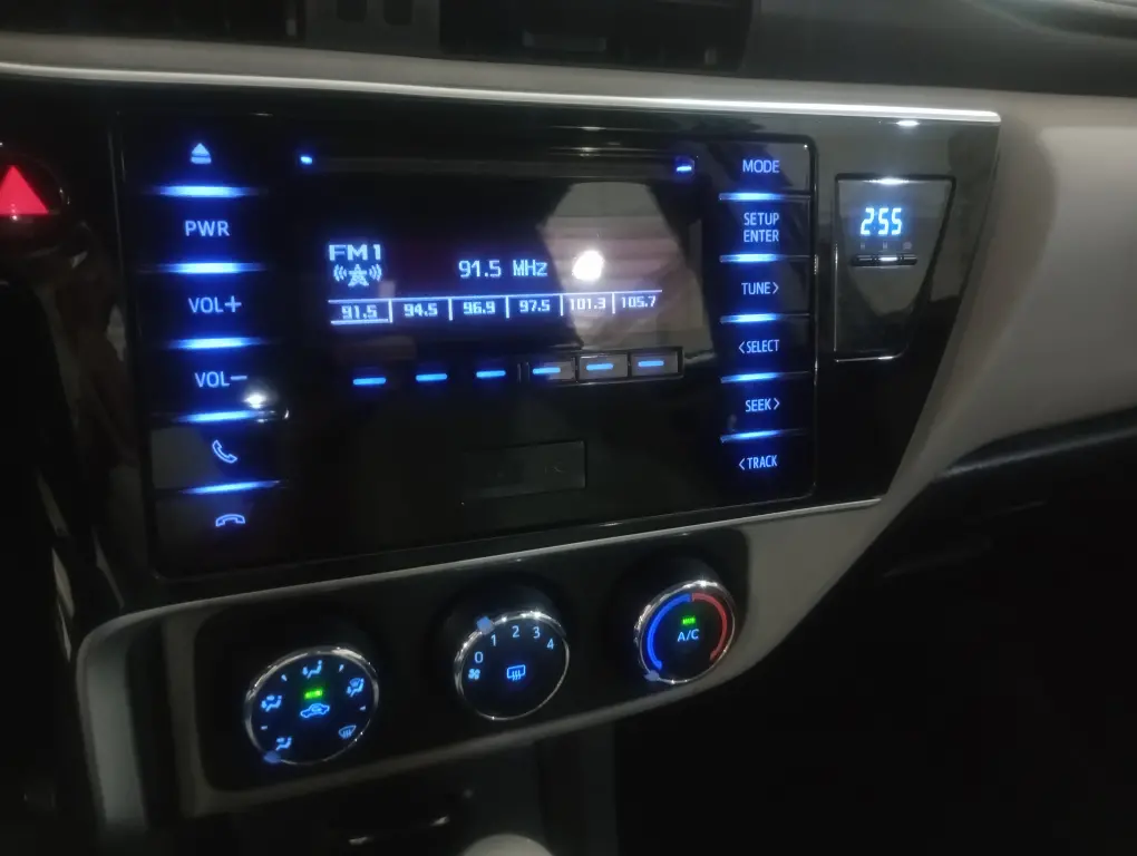 TOYOTA Corolla - Foto