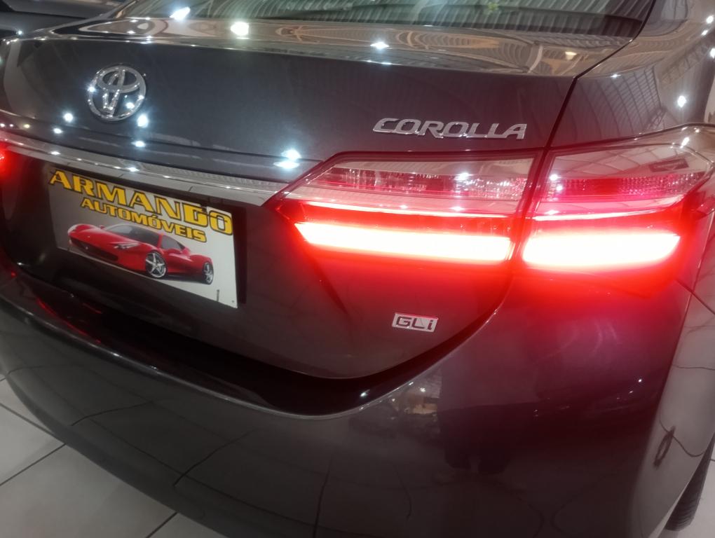 TOYOTA Corolla - Foto