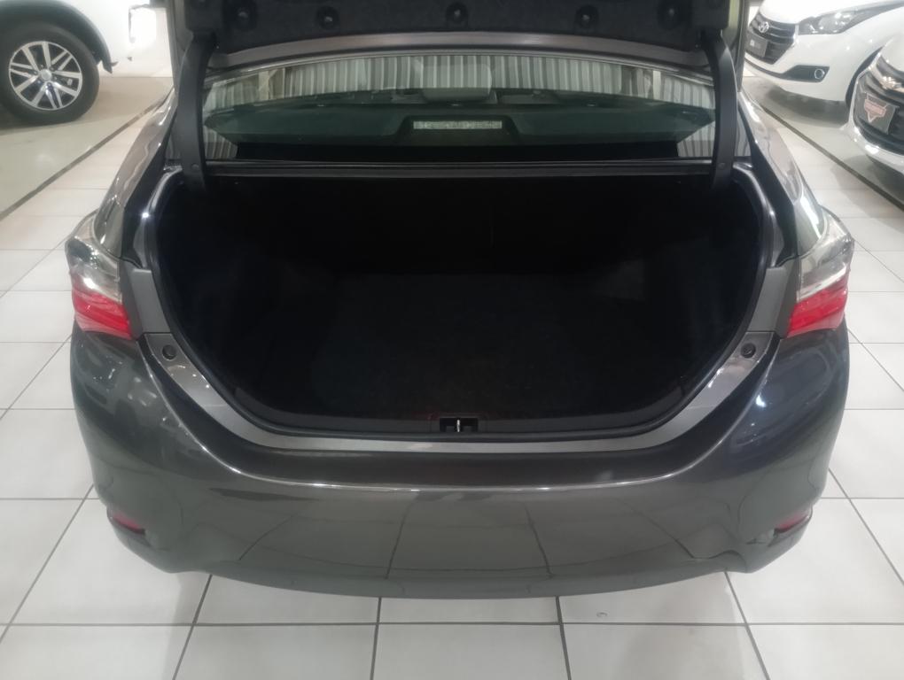 TOYOTA Corolla - Foto