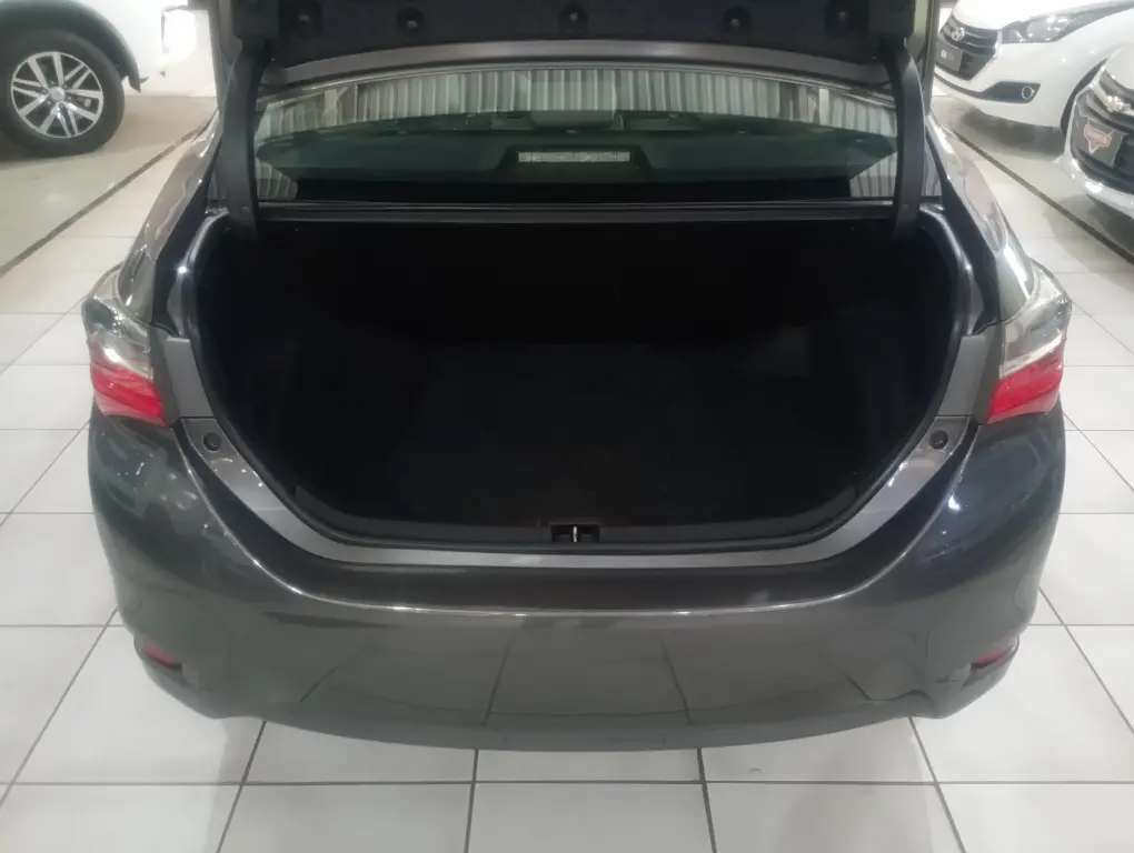 TOYOTA Corolla - Foto