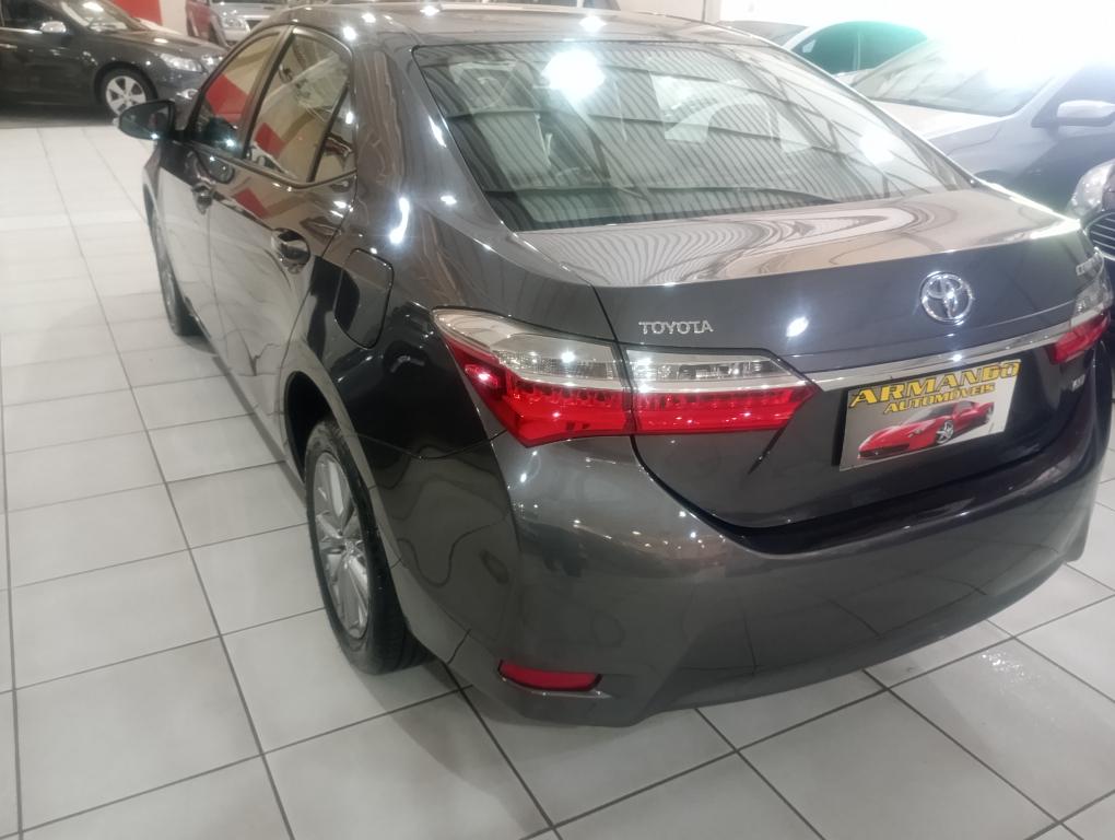 TOYOTA Corolla - Foto