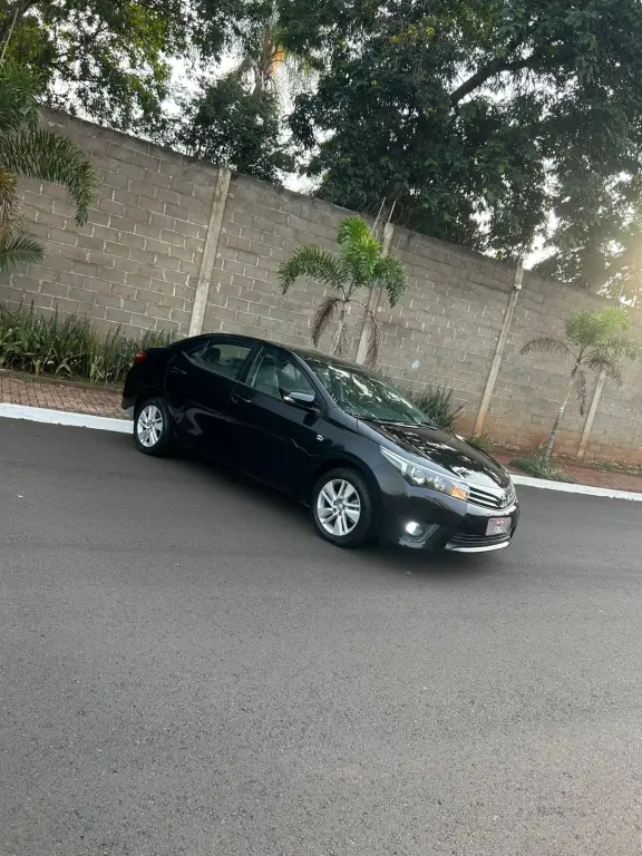 TOYOTA Corolla - Foto