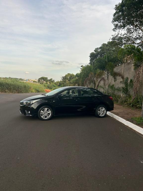 TOYOTA Corolla - Foto