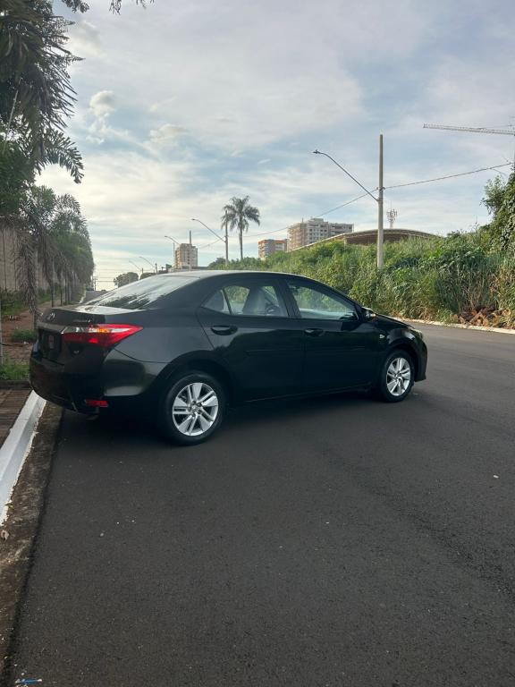 TOYOTA Corolla - Foto