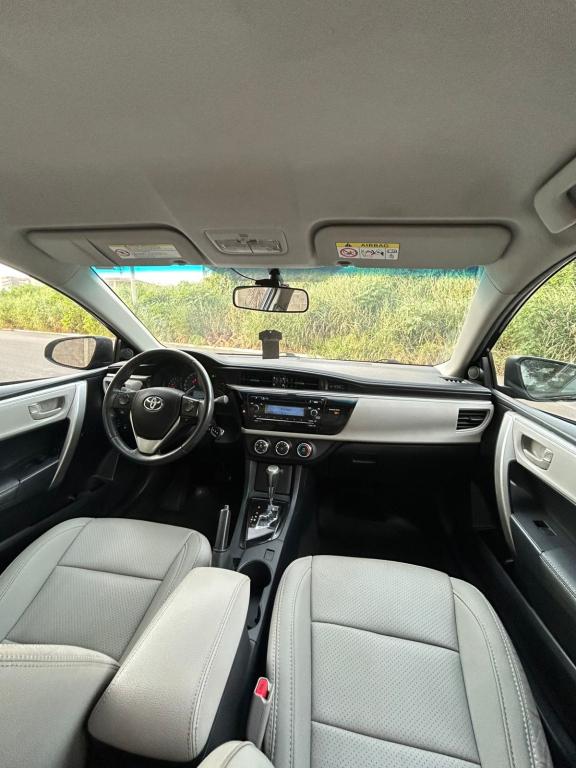 TOYOTA Corolla - Foto