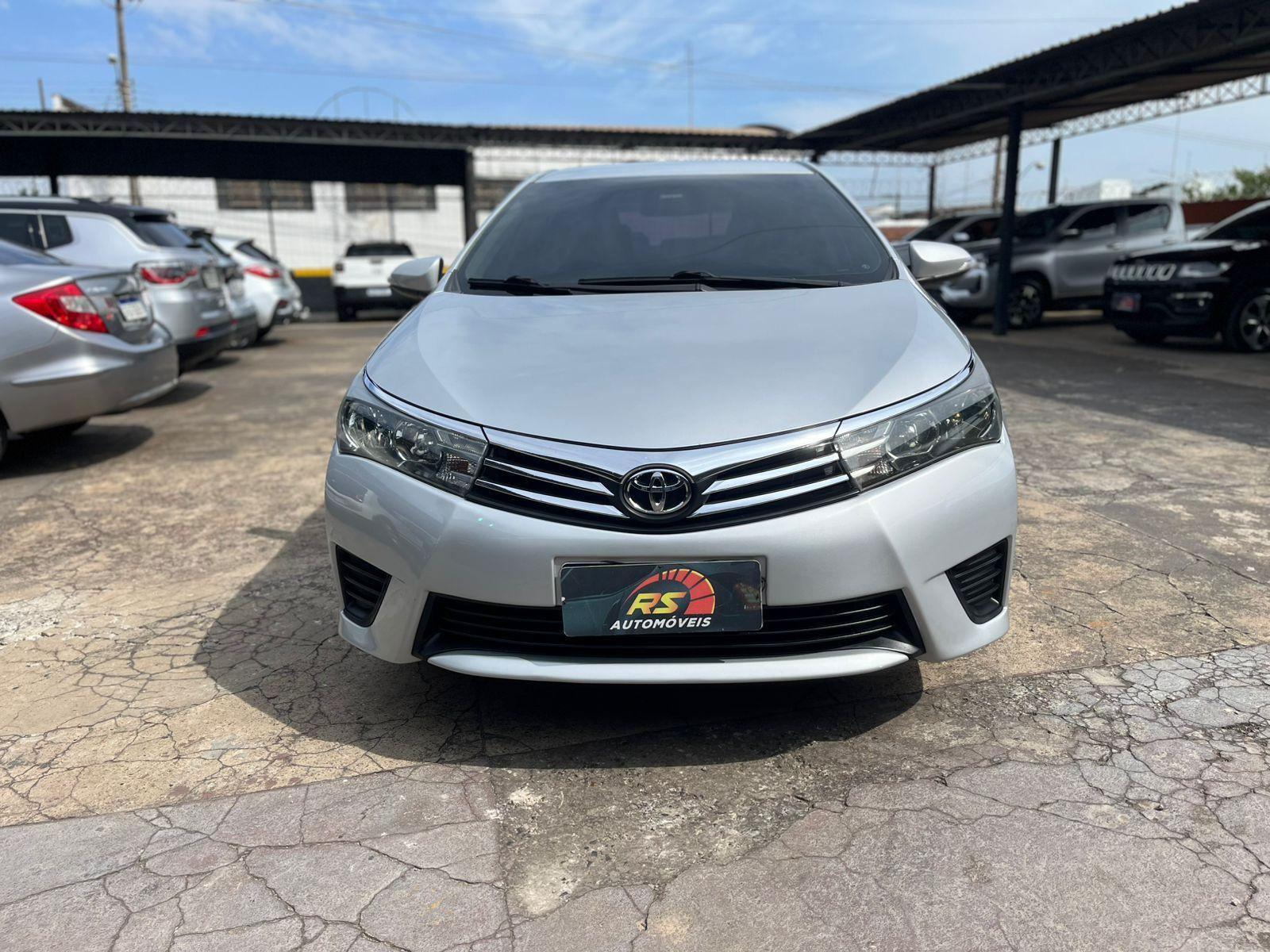 TOYOTA Corolla - Foto