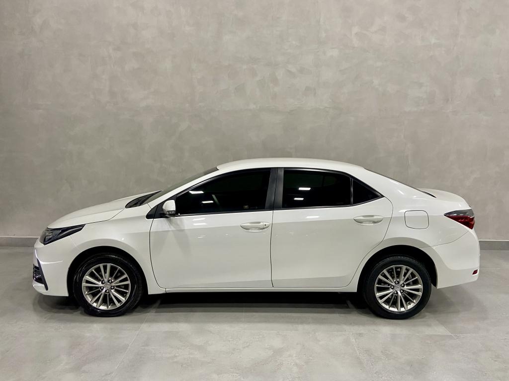 TOYOTA Corolla - Foto