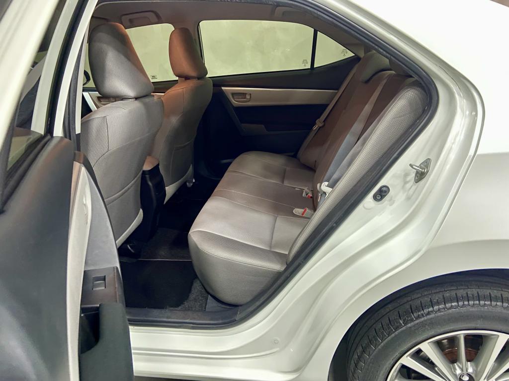 TOYOTA Corolla - Foto
