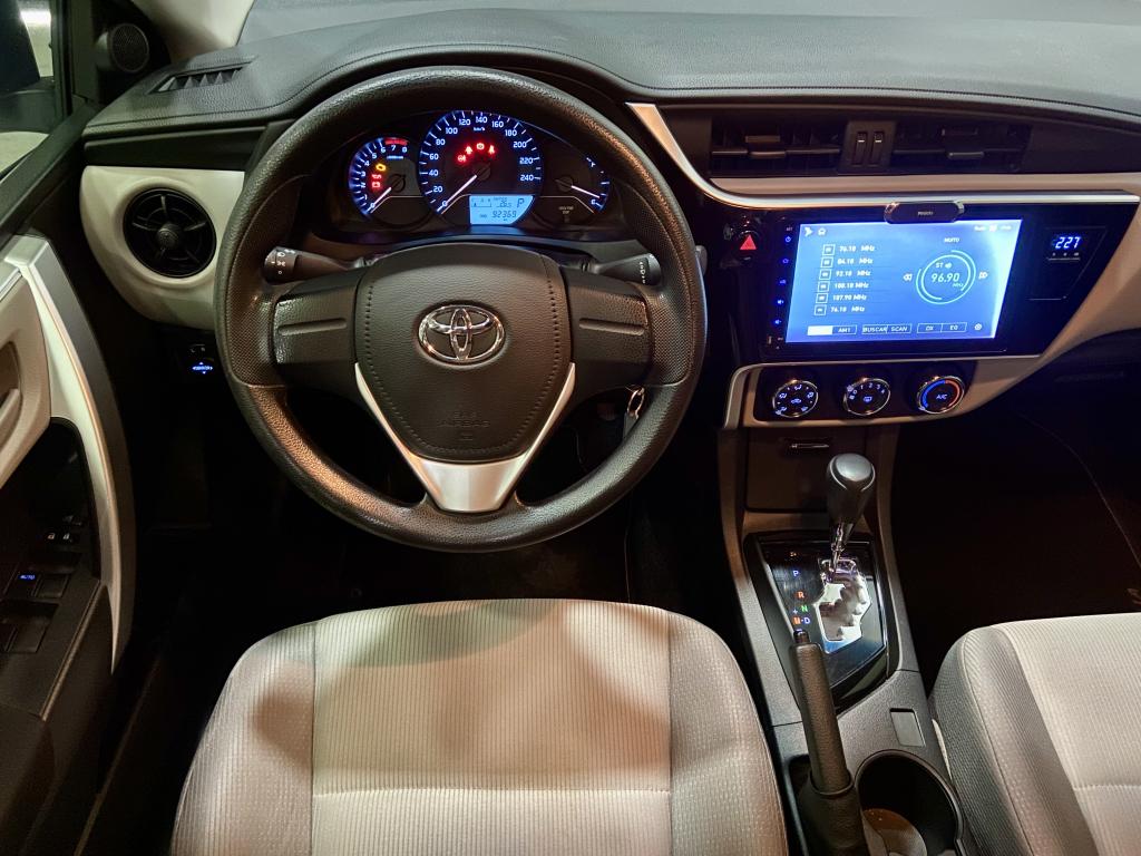 TOYOTA Corolla - Foto