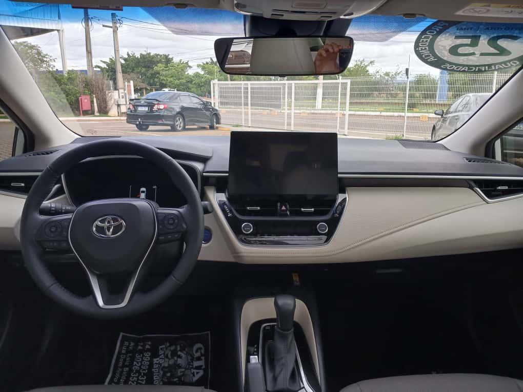 TOYOTA Corolla - Foto