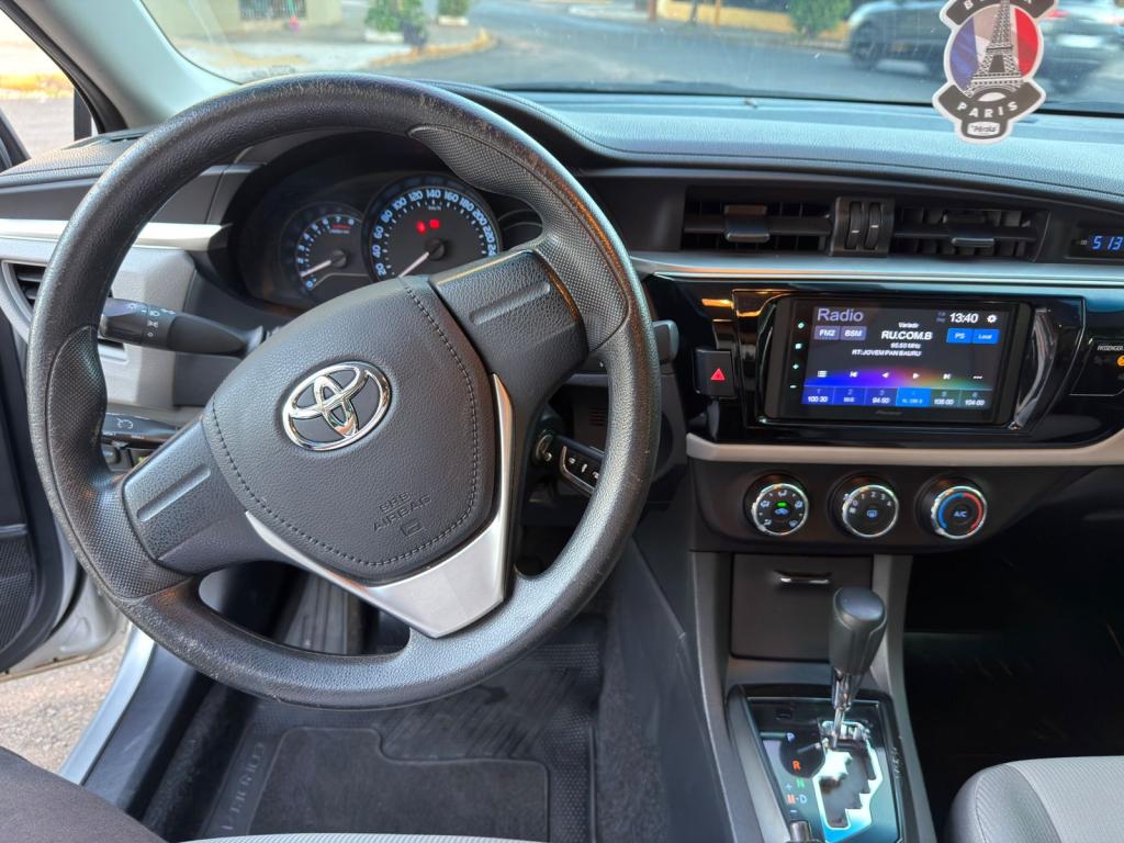 TOYOTA Corolla - Foto
