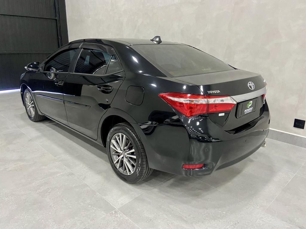 TOYOTA Corolla - Foto