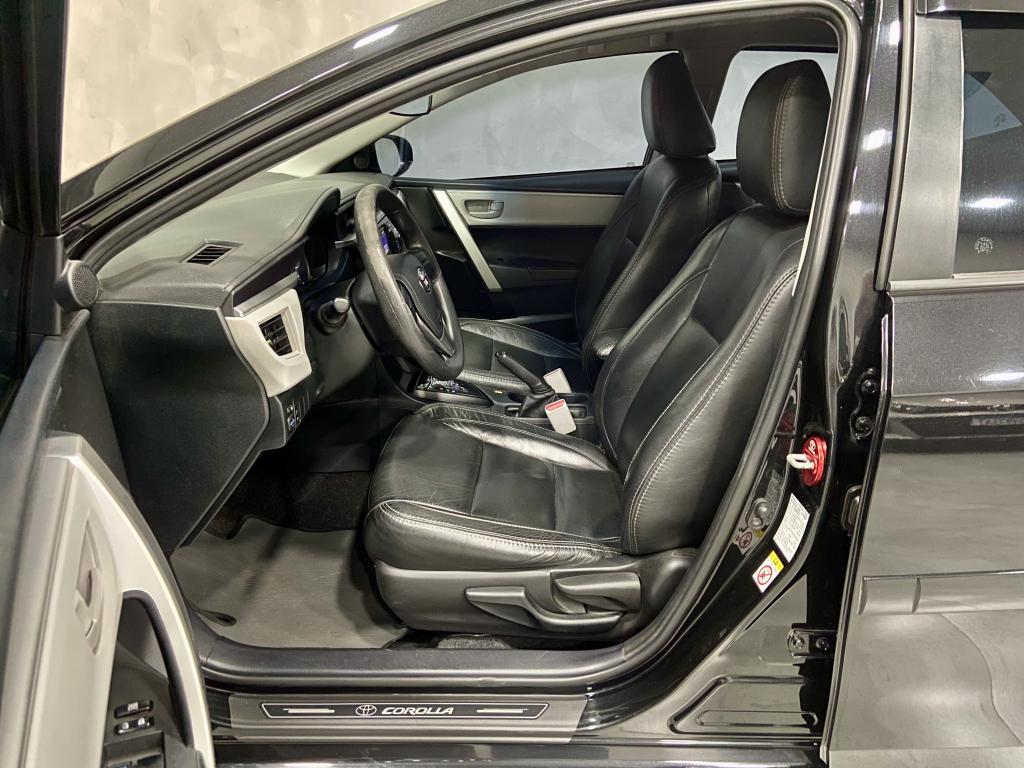 TOYOTA Corolla - Foto