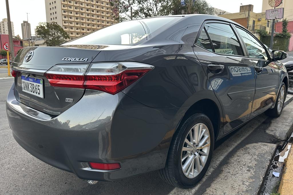 TOYOTA Corolla - Foto