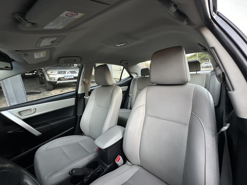 TOYOTA Corolla - Foto
