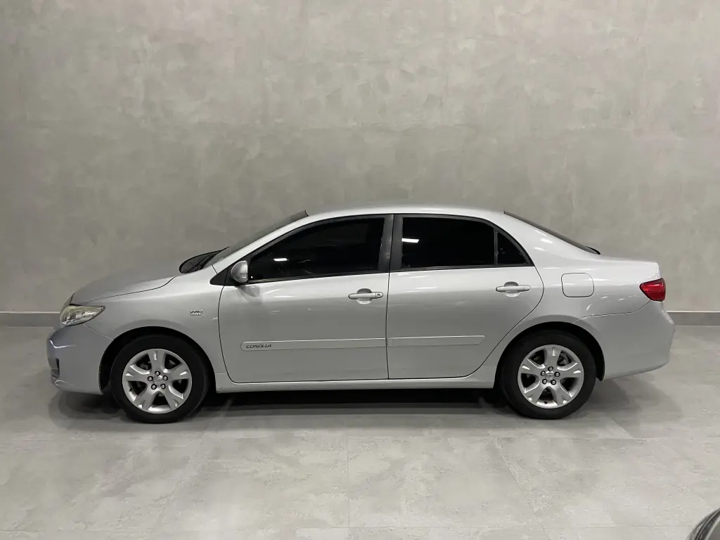 TOYOTA Corolla - Foto