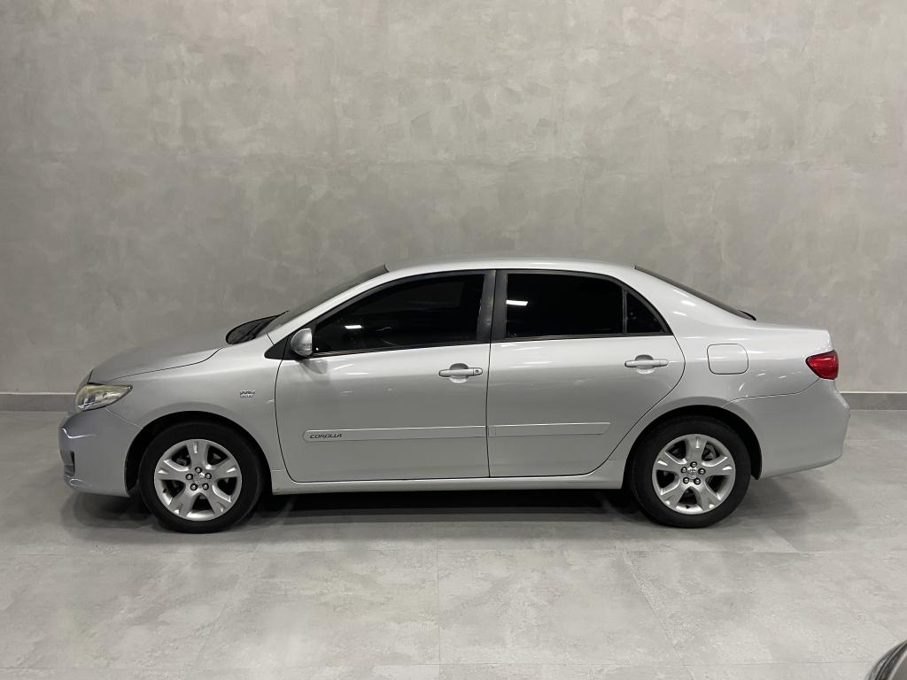 TOYOTA Corolla - Foto