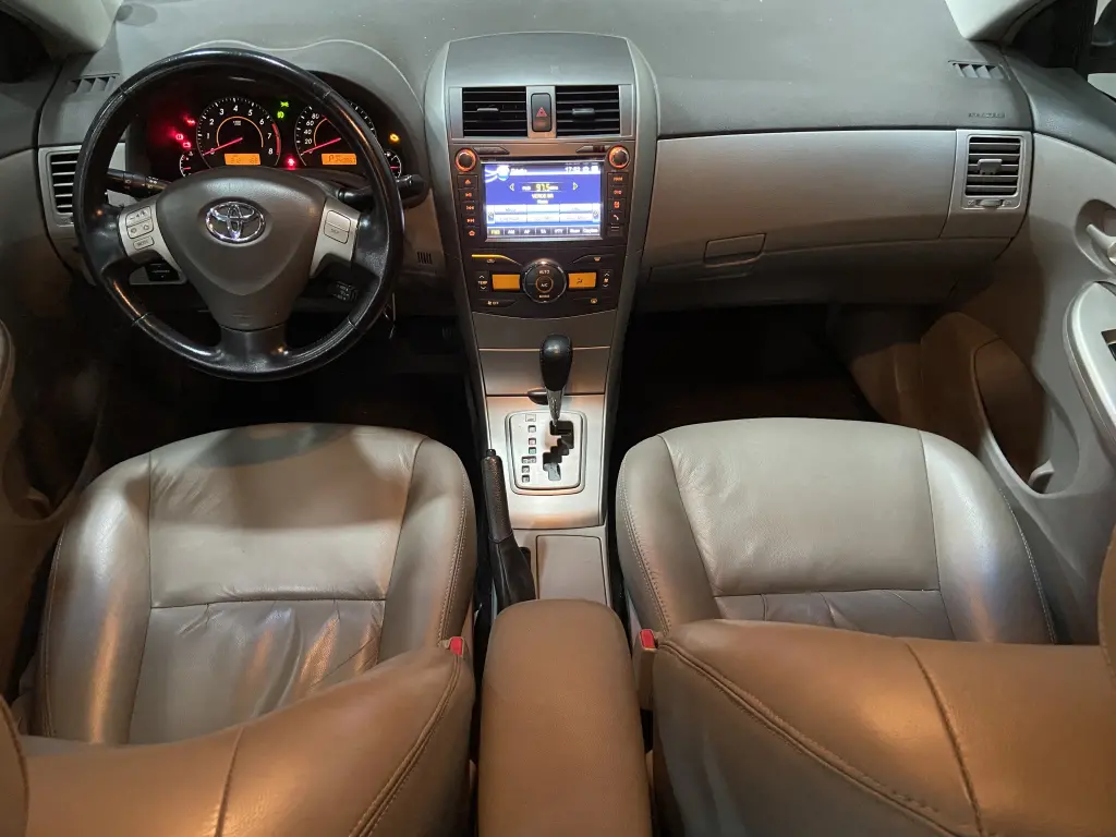 TOYOTA Corolla - Foto