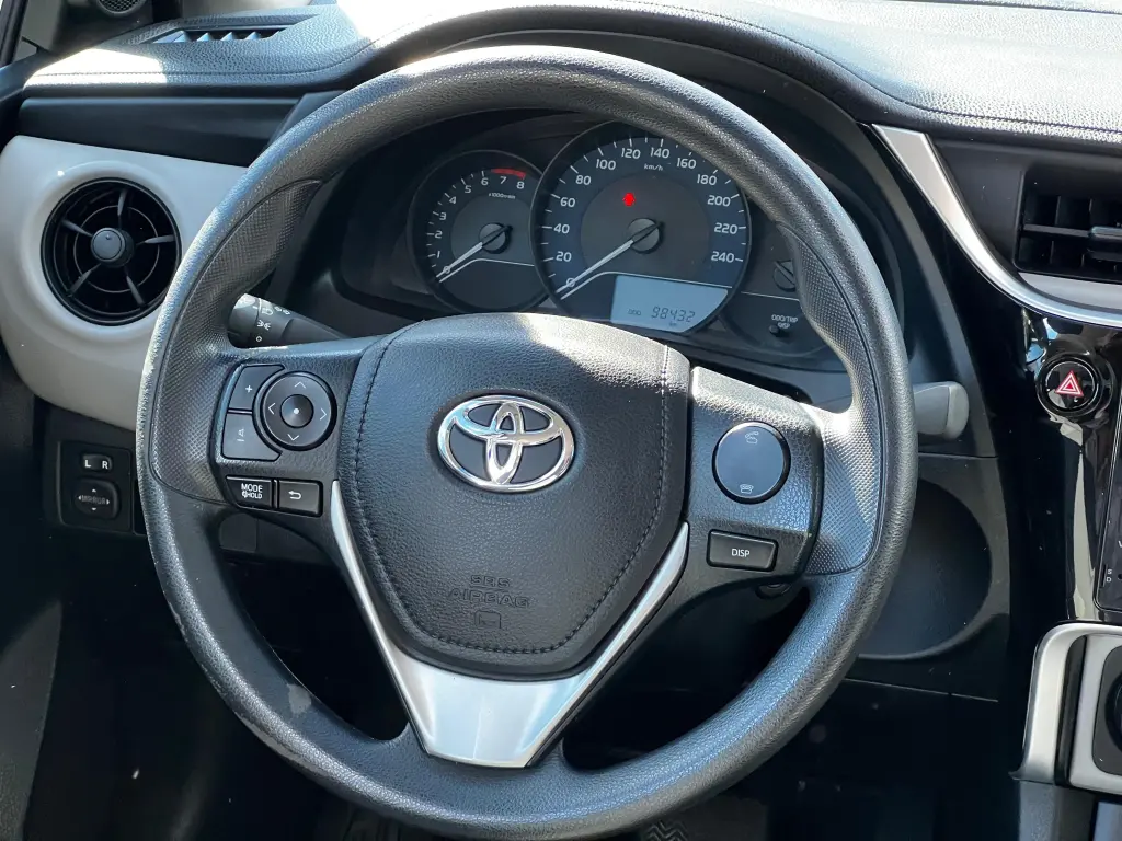 TOYOTA Corolla - Foto