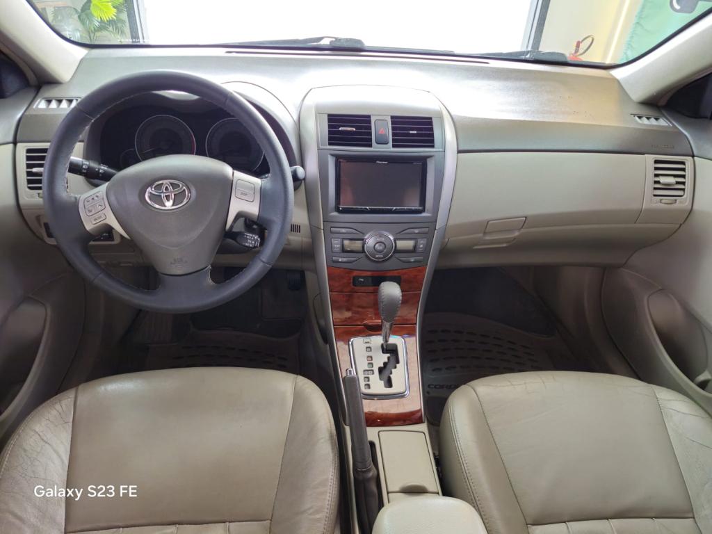 TOYOTA Corolla - Foto