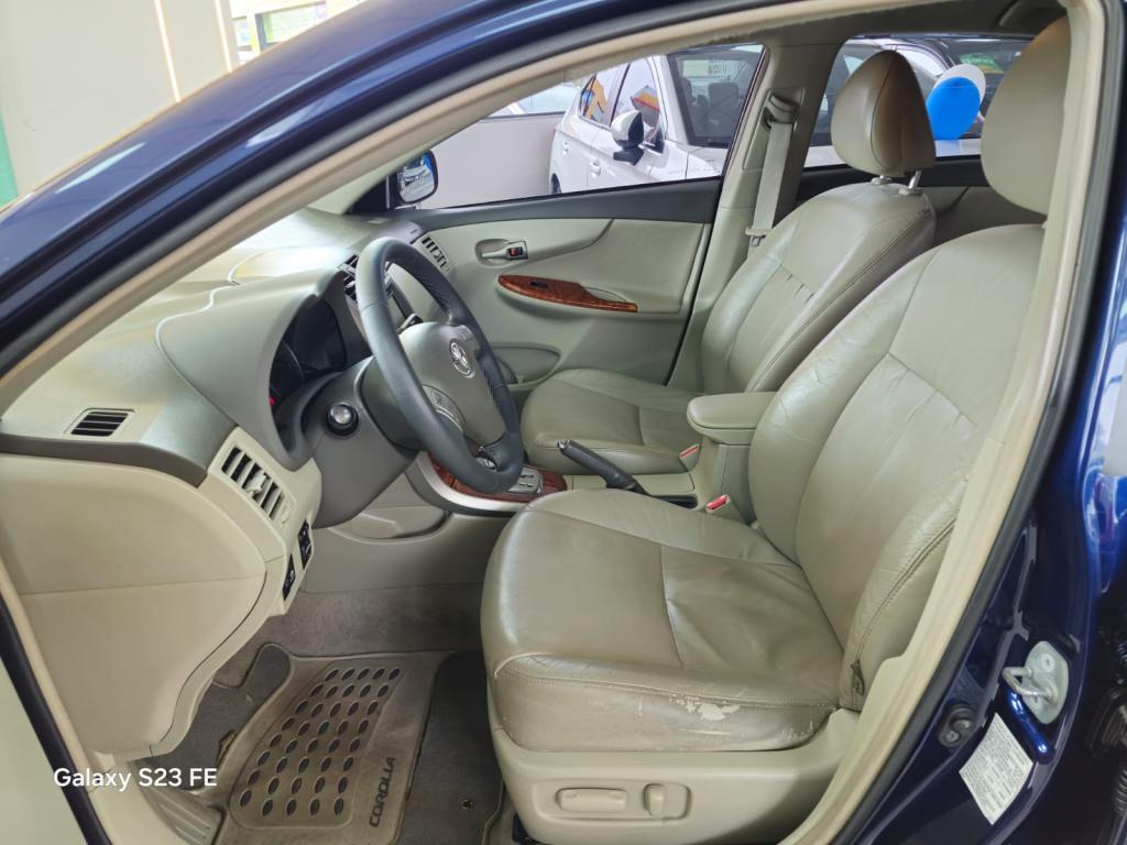 TOYOTA Corolla - Foto