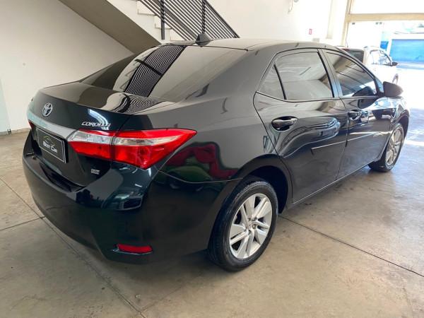 TOYOTA Corolla - Foto