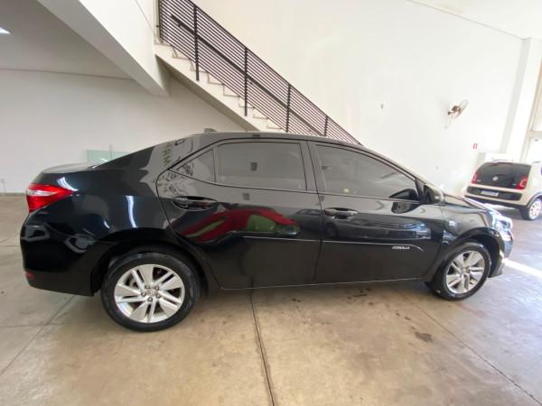TOYOTA Corolla - Foto