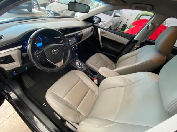 TOYOTA Corolla - Foto