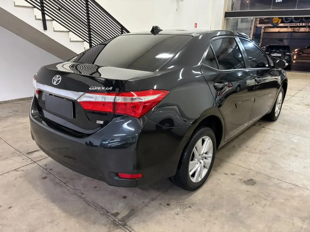 TOYOTA Corolla - Foto