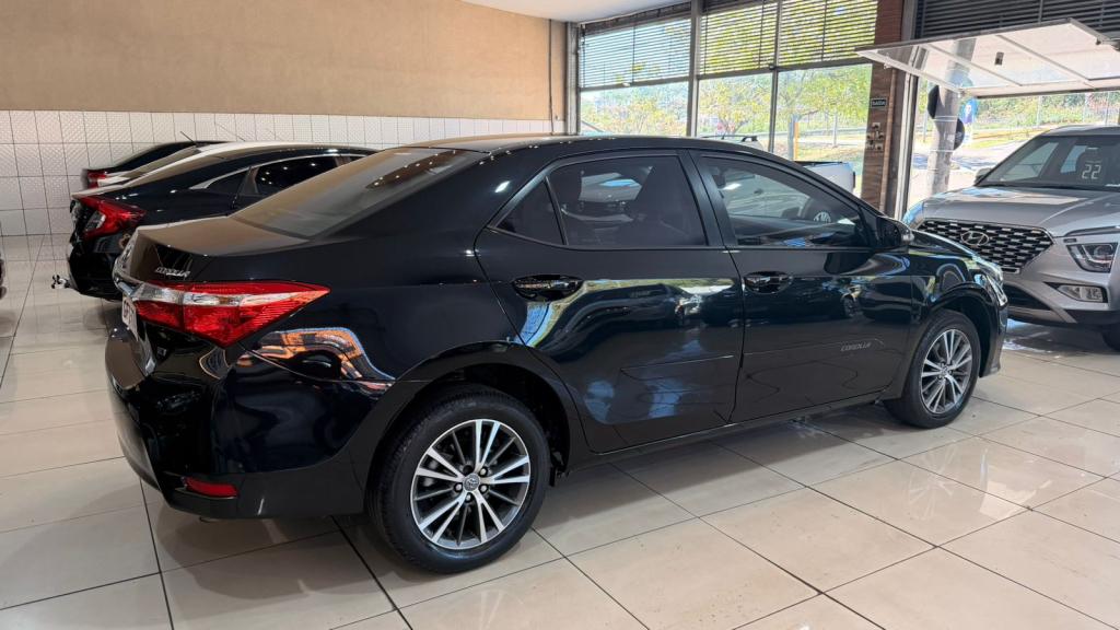 TOYOTA Corolla - Foto