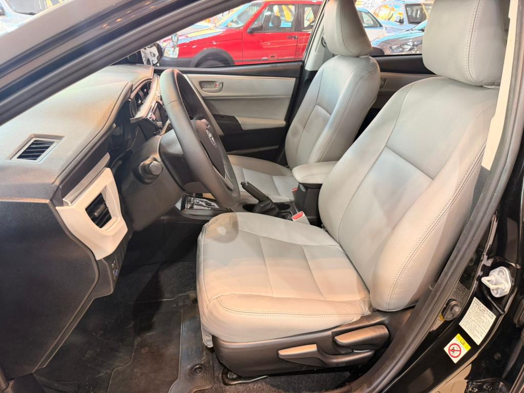 TOYOTA Corolla - Foto