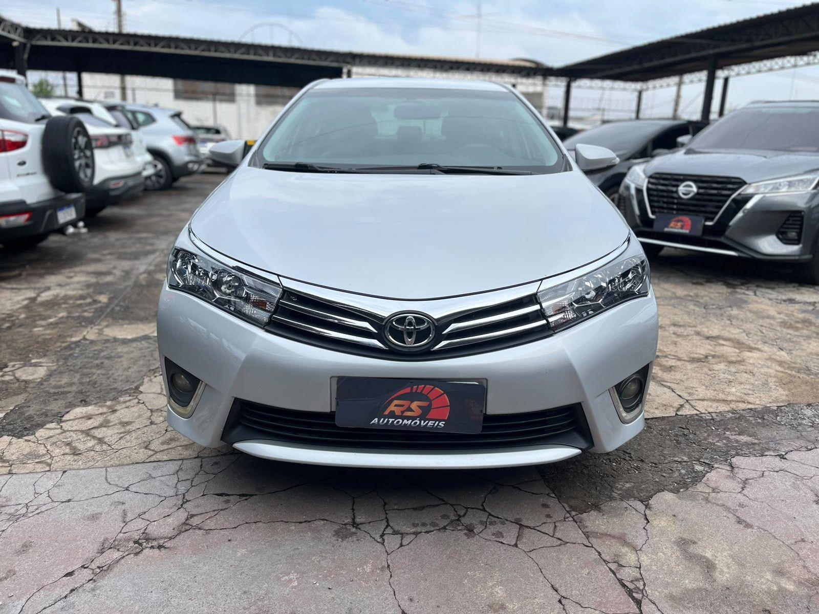 TOYOTA Corolla - Foto