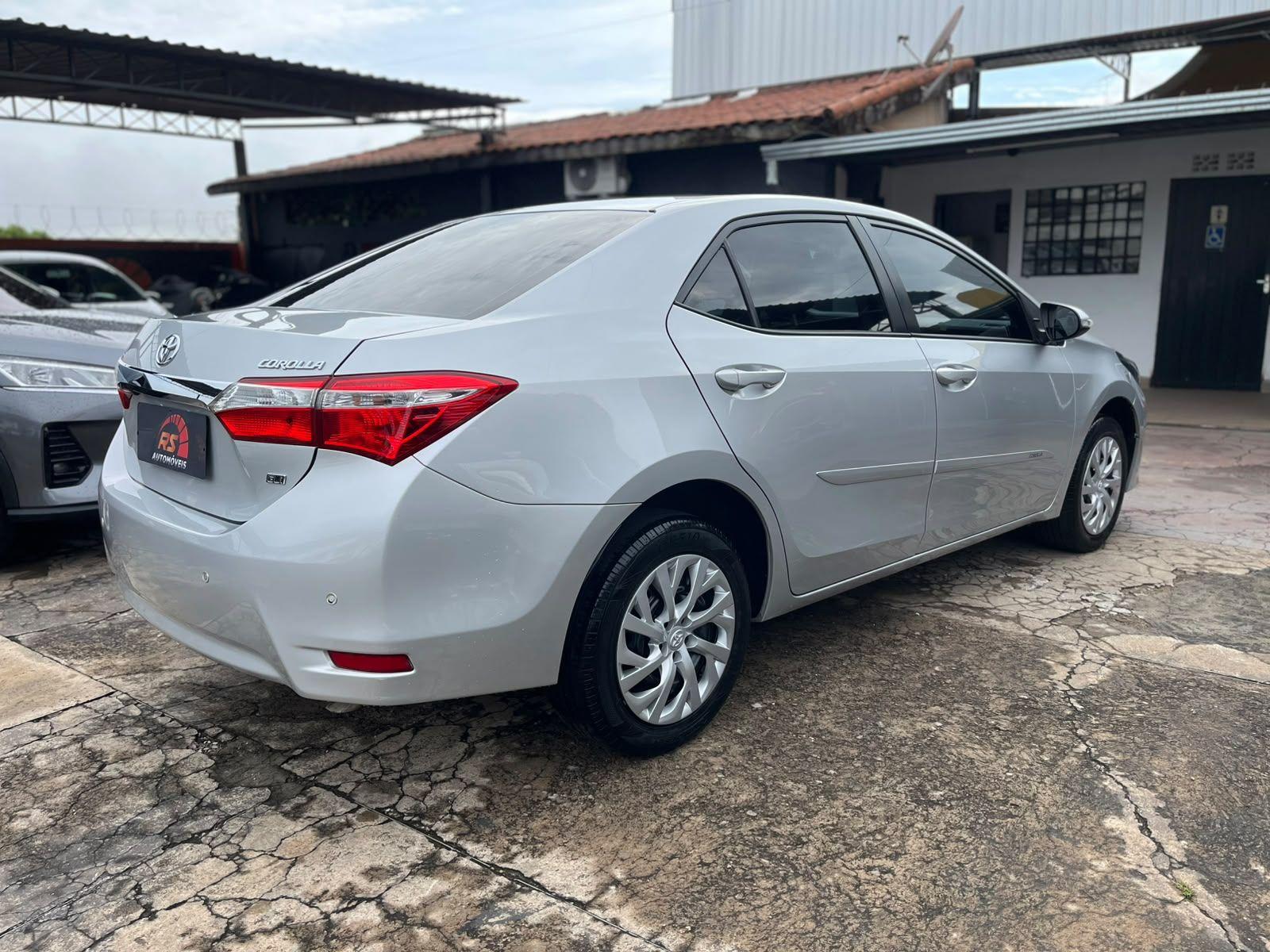 TOYOTA Corolla - Foto