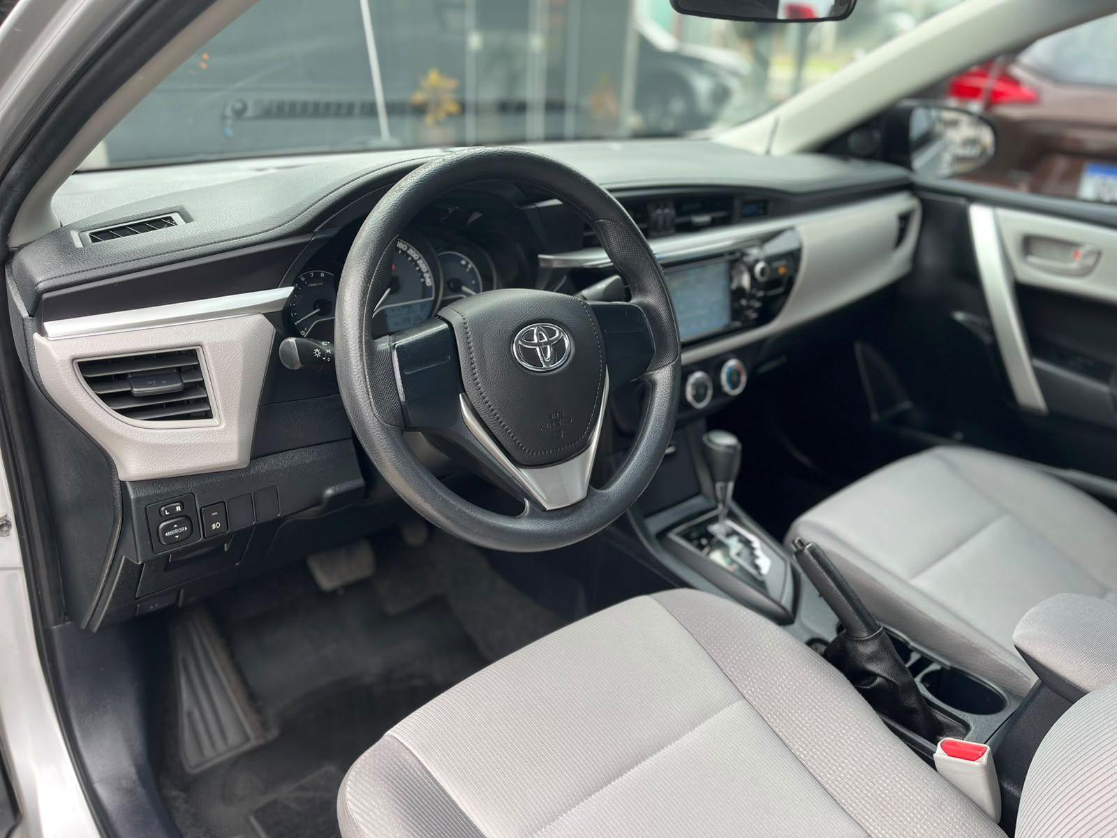 TOYOTA Corolla - Foto