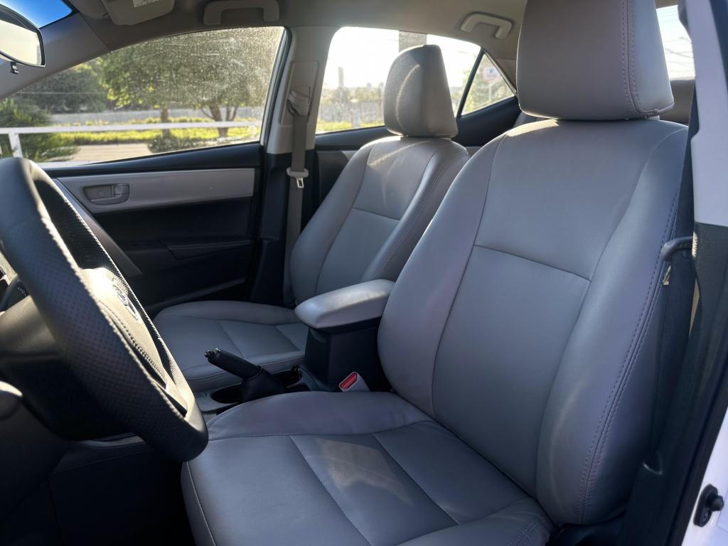 TOYOTA Corolla - Foto