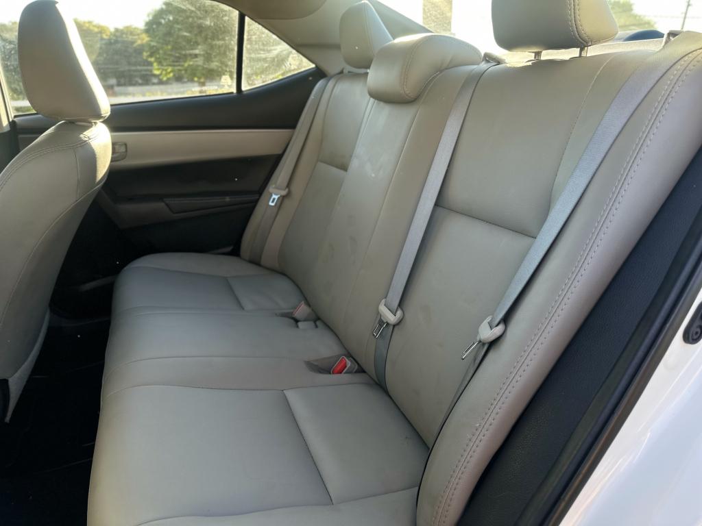 TOYOTA Corolla - Foto