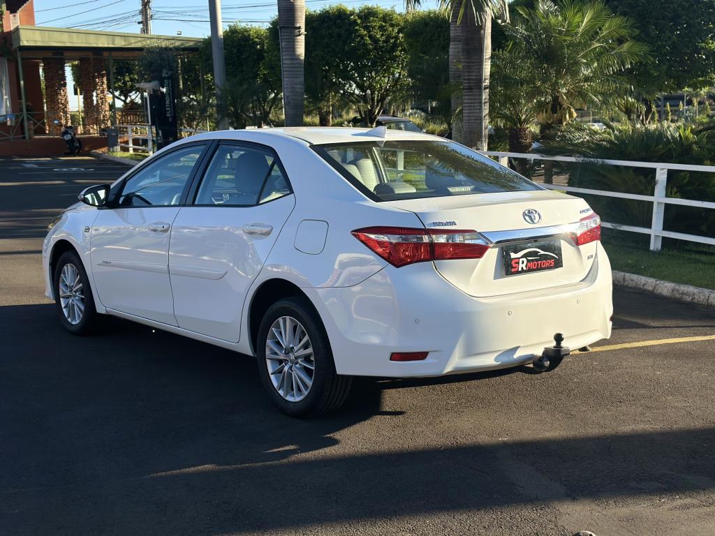 TOYOTA Corolla - Foto