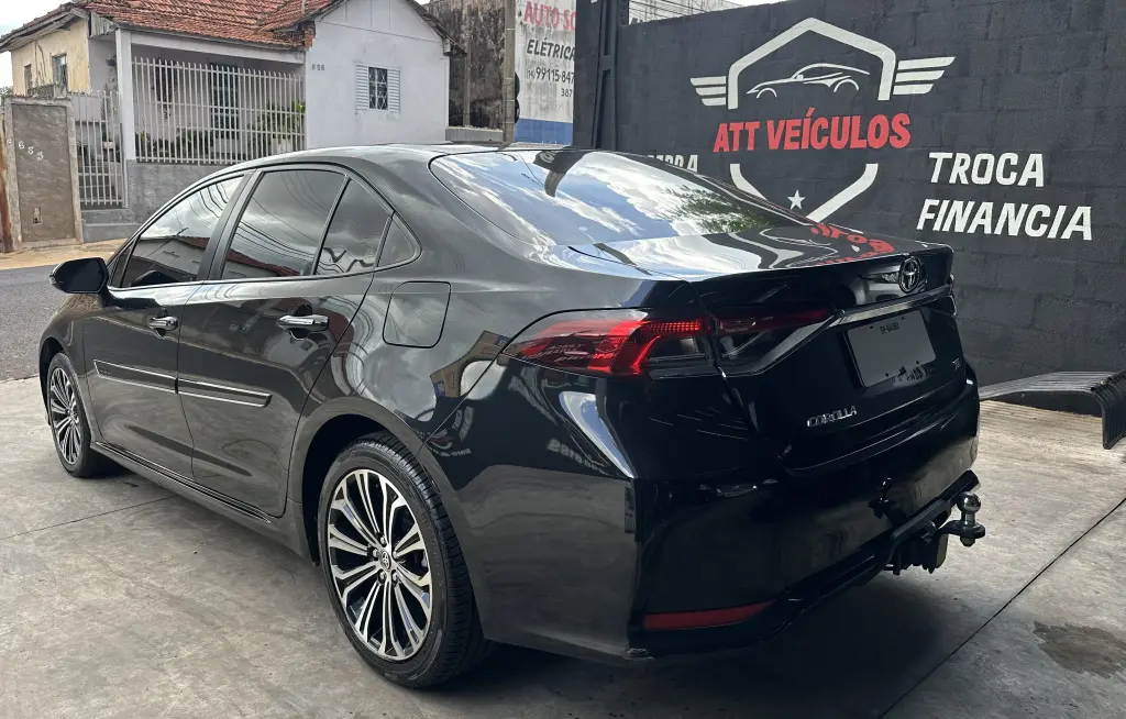 TOYOTA Corolla - Foto