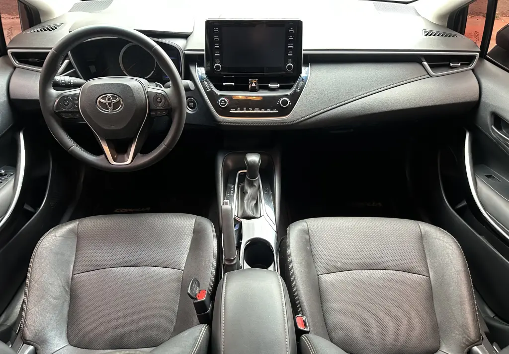 TOYOTA Corolla - Foto