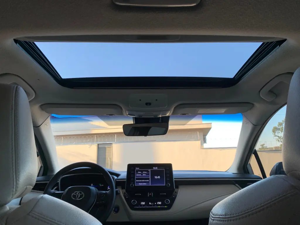 TOYOTA Corolla - Foto