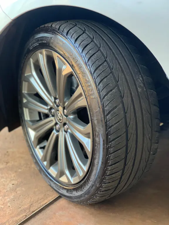 TOYOTA Corolla - Foto