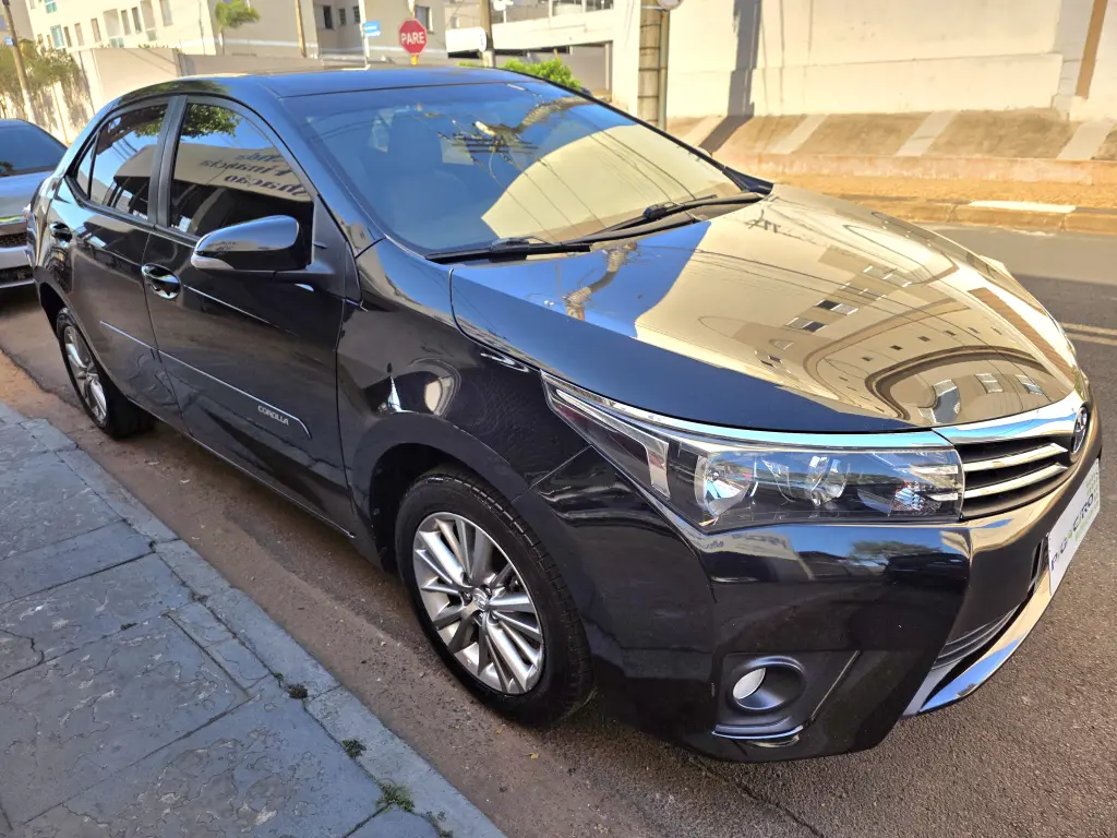 TOYOTA Corolla - Foto